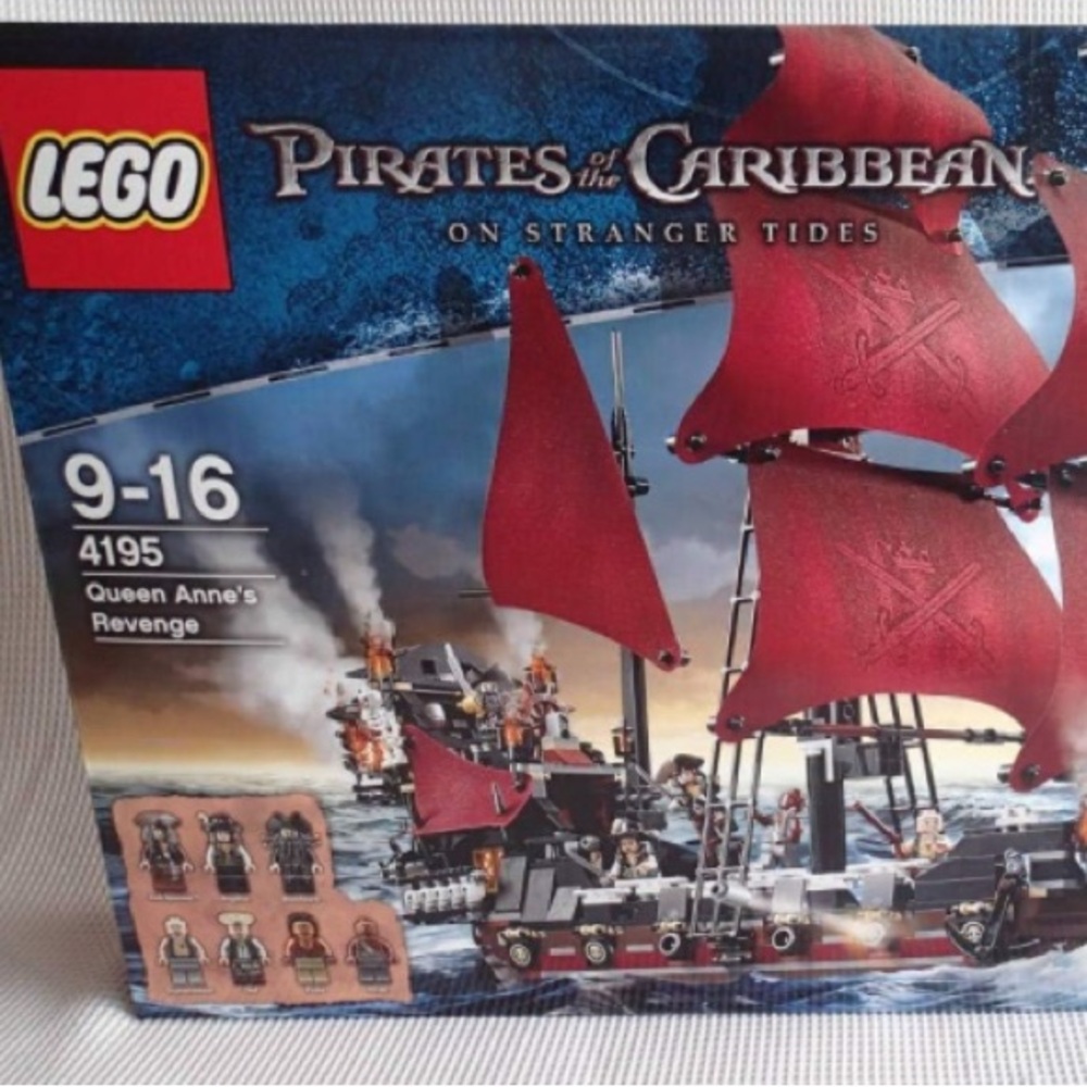 LEGO Pirates of the Caribbean on Stranger Tides Queen Anne's Revenge 41951096